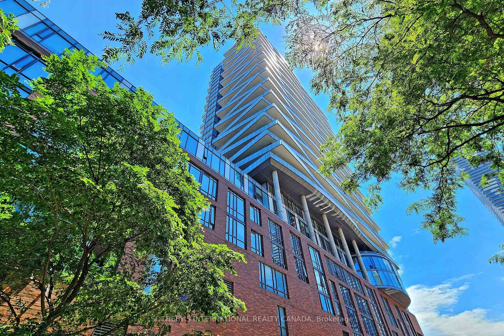 Located south of St. Lawrence Market, experience downtown living at Market Wharf by Context Development.