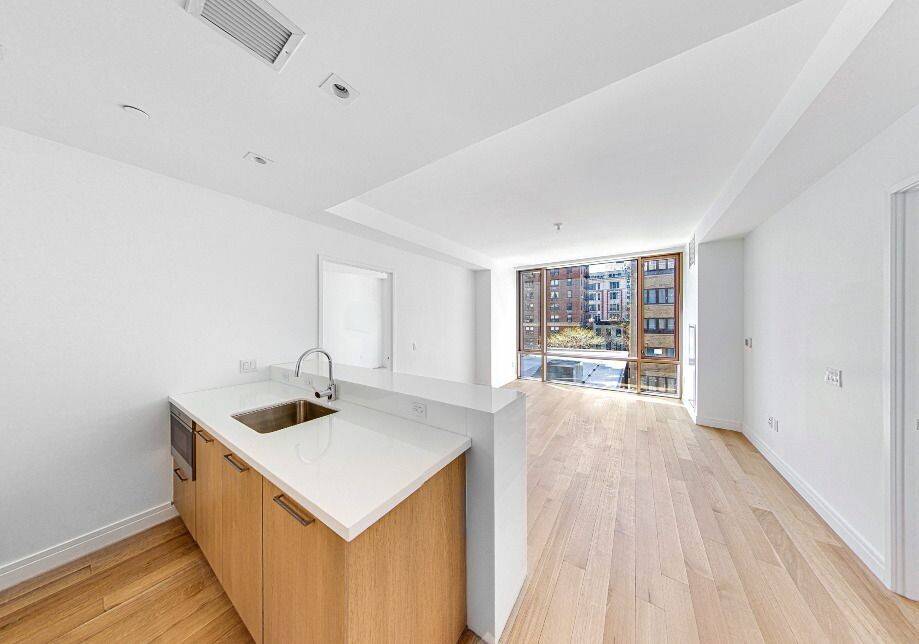 IMMEDIATE OCCUPANCY. The Modern at 230 East 20th Street presents a curated collection of 37 one to four bedroom residences.
