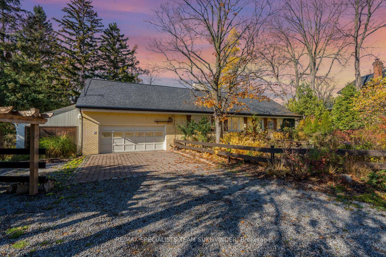 Welcome to 17 Rouge River Circle !