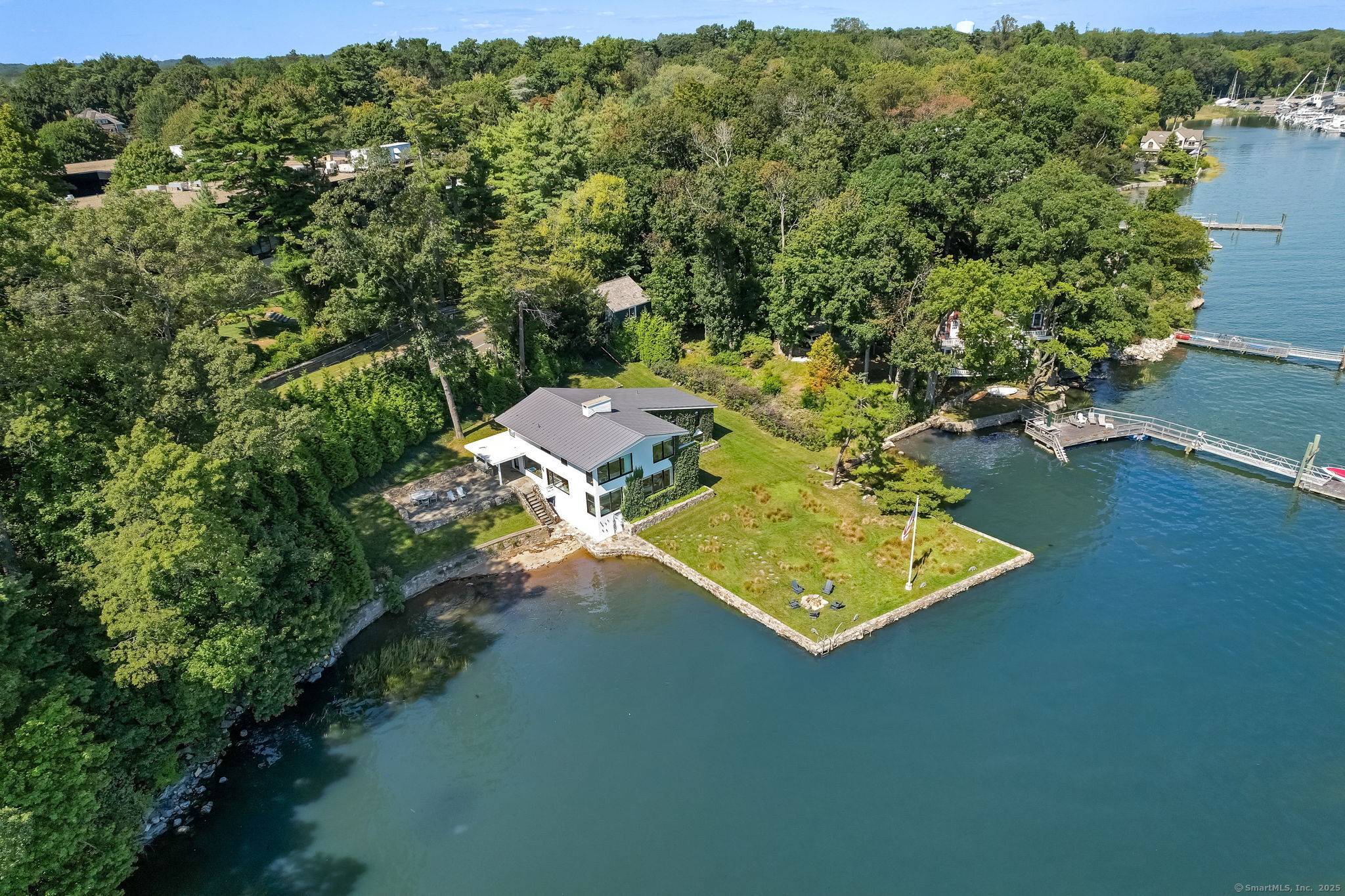 Discover a coastal haven at 31 Bluff Ave in Rowayton, CT.