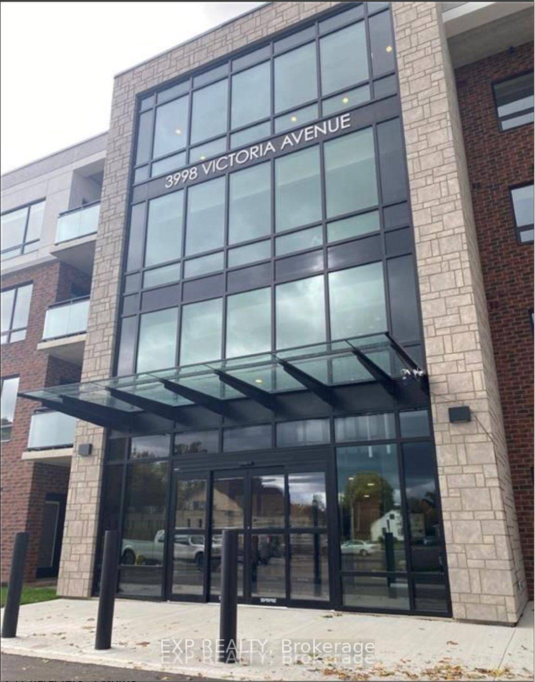 Welcome to Adelar, a fantastic 4 storey luxury condominium built by Lincoln Construction.