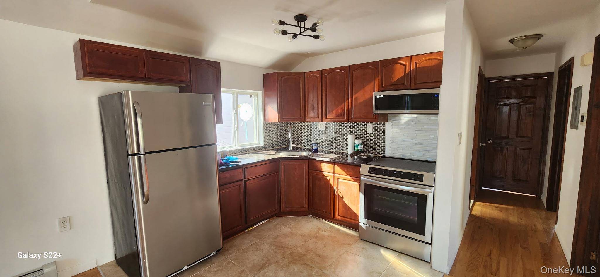 Located on the second floor of a private house, this beautifully maintained apartment offers 3 generously sized bedrooms 1 full bath Bright and airy layout with plenty of natural light ...