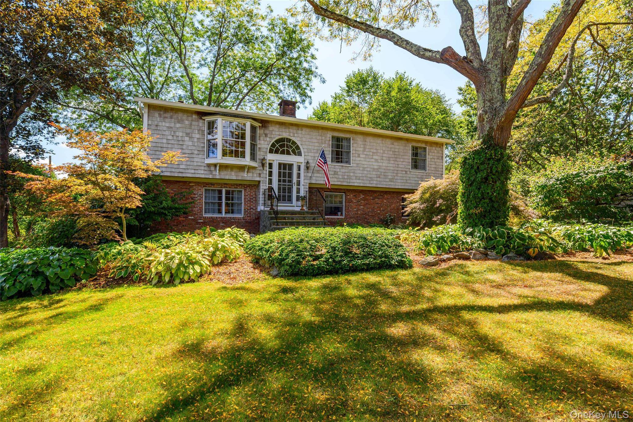 Calling all gardeners ! The landscaping that has been done on this property is not to be believed !