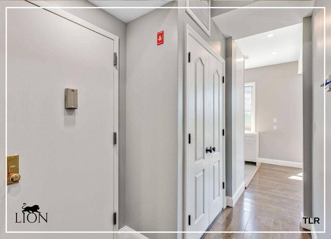 4 bedroom apartment with laundry in the unit, and a dishwasher located in the heart of Astoria !