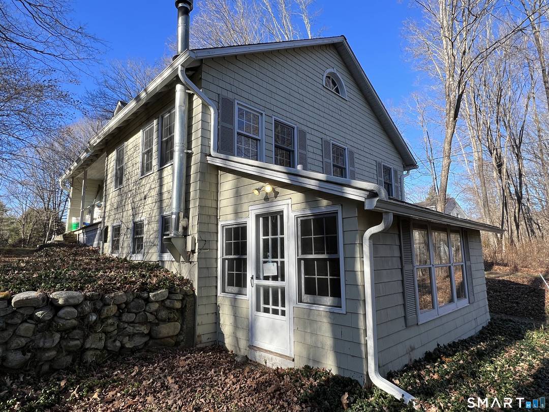 If you're looking to get into Weston without the premium price tag, this might be it.