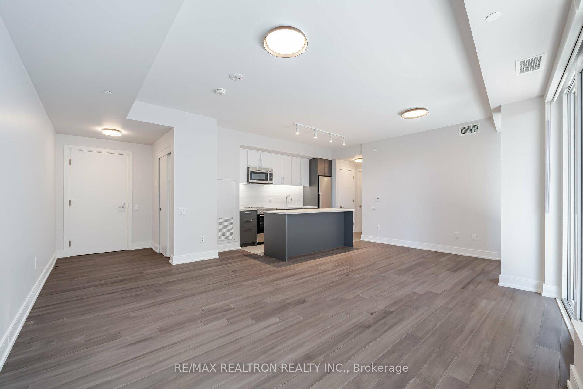 Rent Controlled Unit. Luxury living at its finest awaits at 2525 Bathurst St.