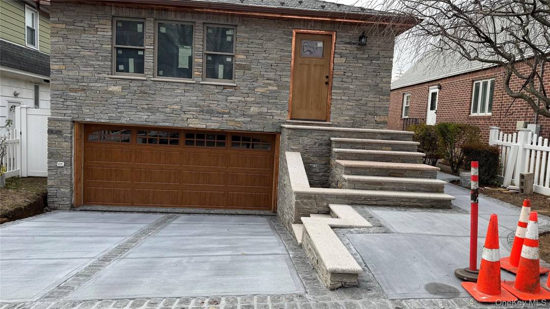 Introducing a brand new 3 bedroom, 2 full bath Hi Ranch in Floral Park, Queens, completed in 2025.