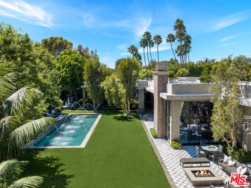 107   Delfern Dr 10BR Bel Air La