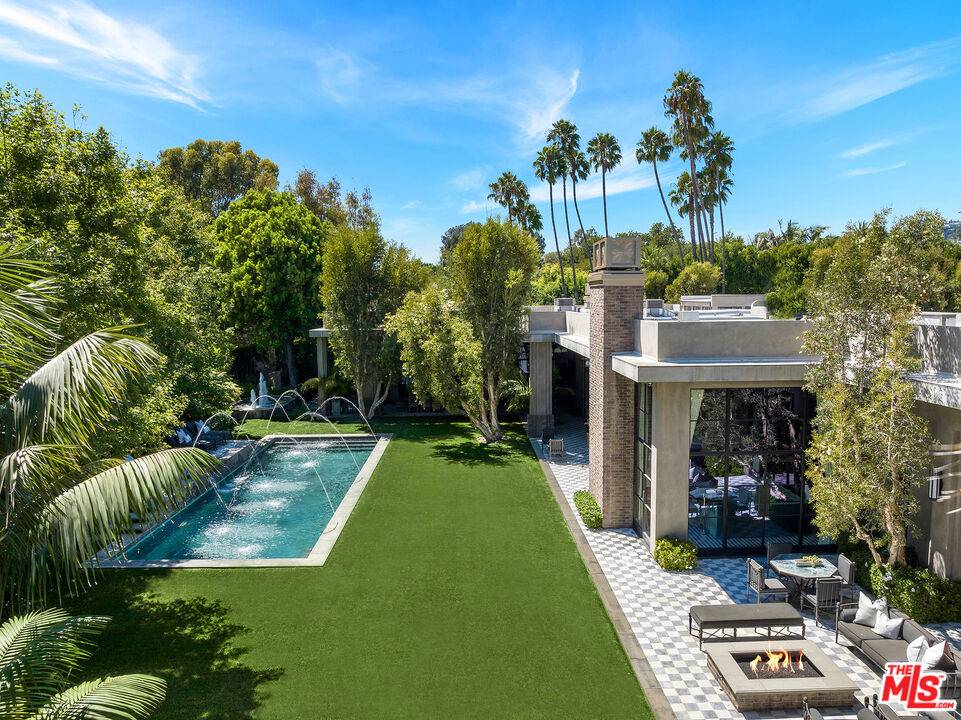 107   Delfern Dr 10.0 Bel Air LA