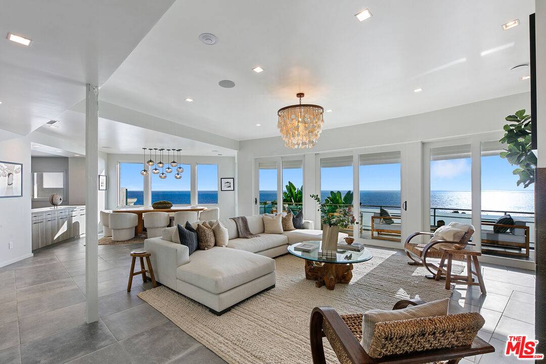 31558   Victoria Point Rd 4BR Malibu La