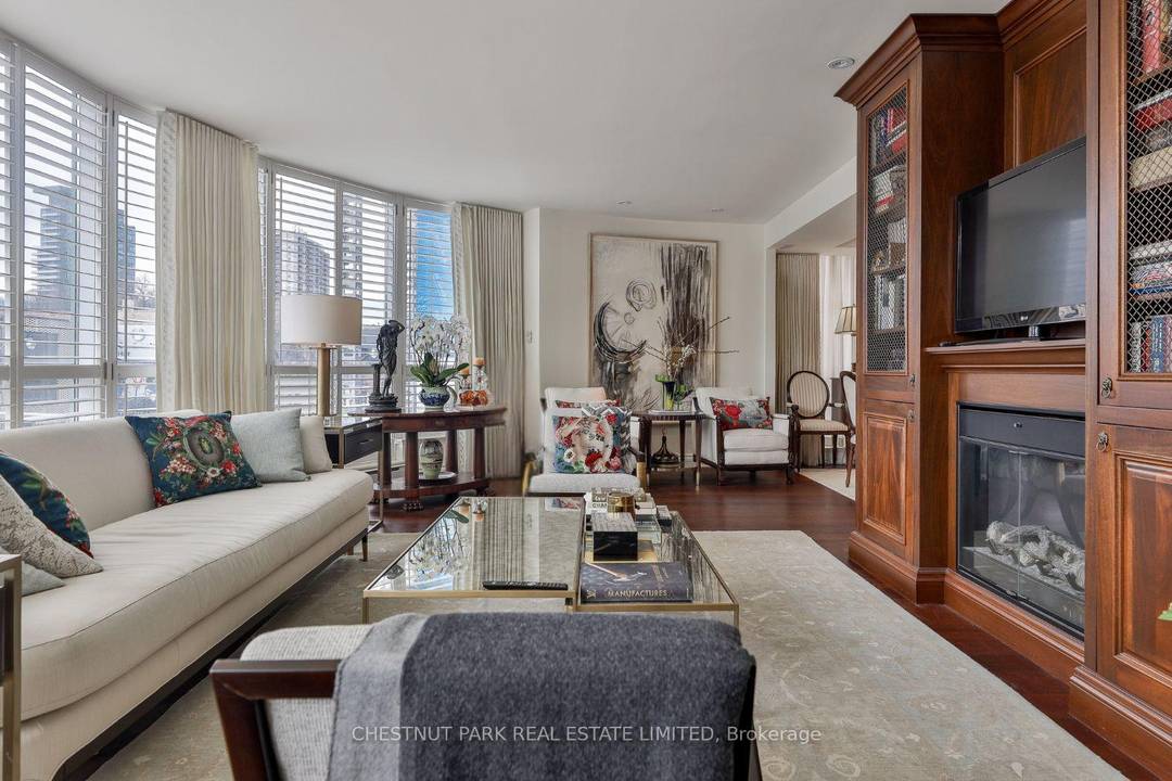 A rare offering in one of Yorkville's most coveted boutique residences, this fully renovated suite at Hazelton Lanes delivers an exceptional blend of scale, design, and outdoor living.