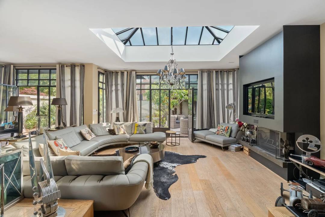 Hôtel Particulier avec commercialité - La Varenne Saint-Hilaire