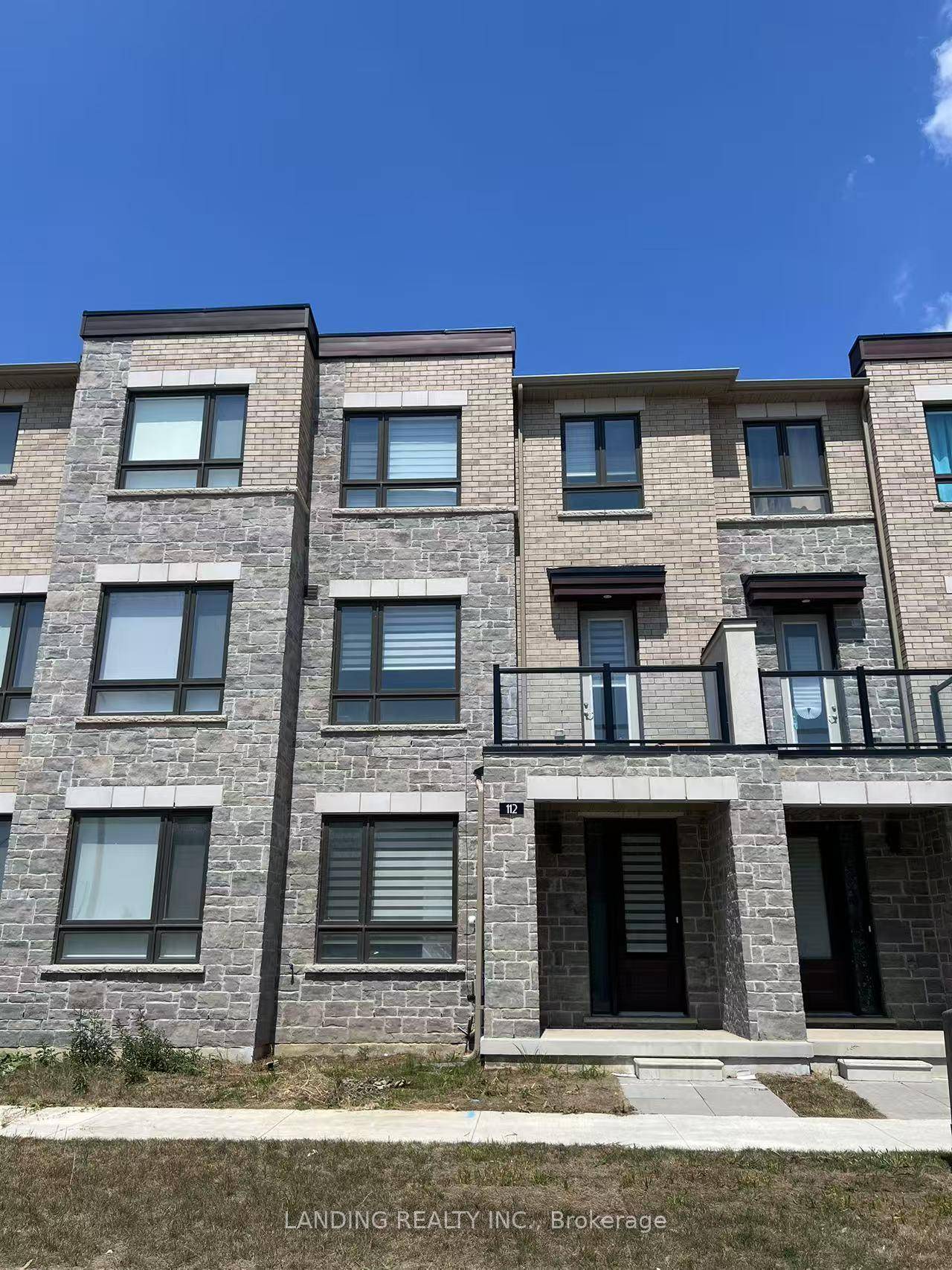 This bright and spacious corner unit freehold townhouse is located in a newly developed Markham community and offers a modern, functional layout perfect for family living.