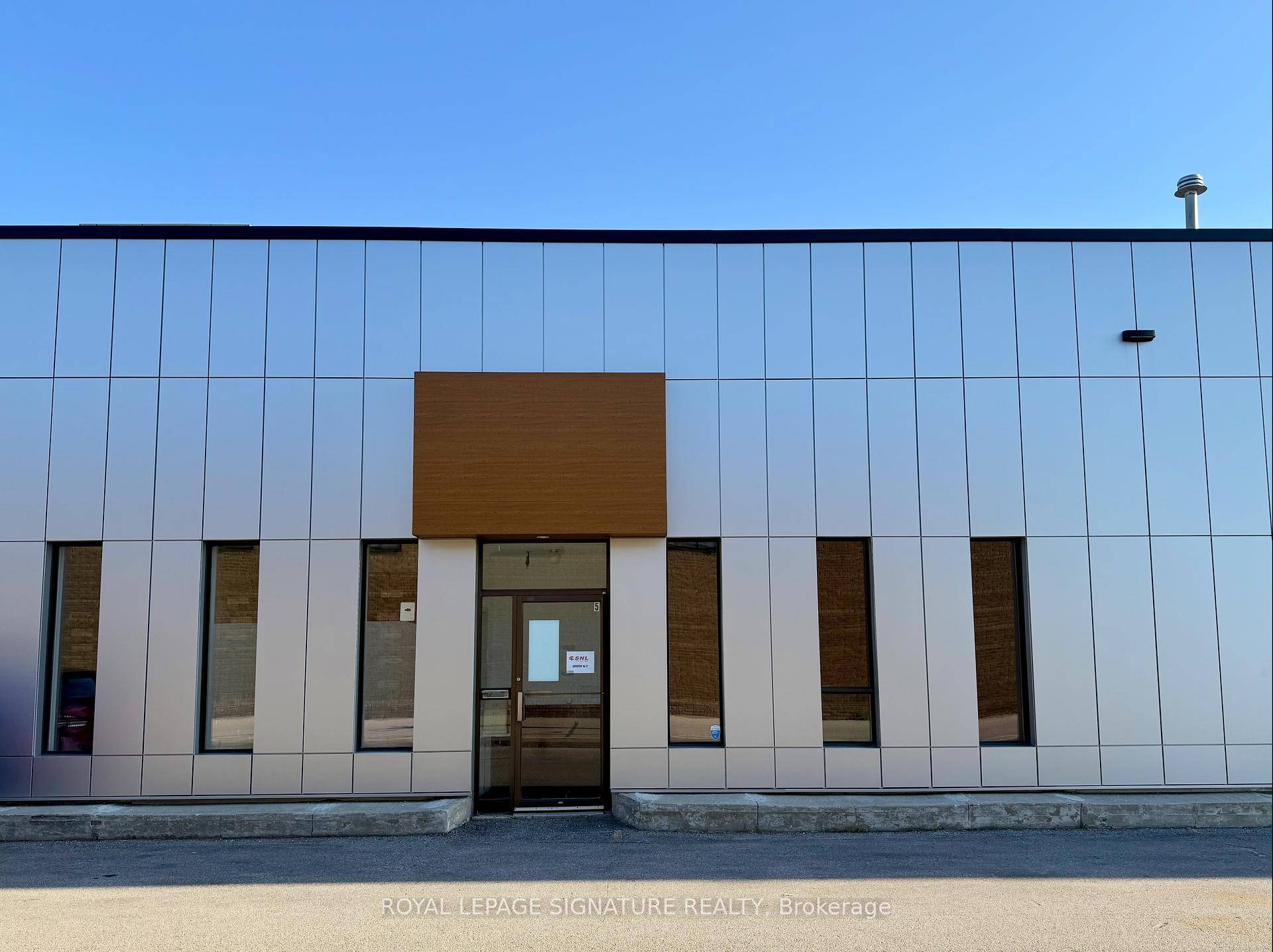 Newly Renovated Industrial Condo along the 400 amp ; Finch Corridor.