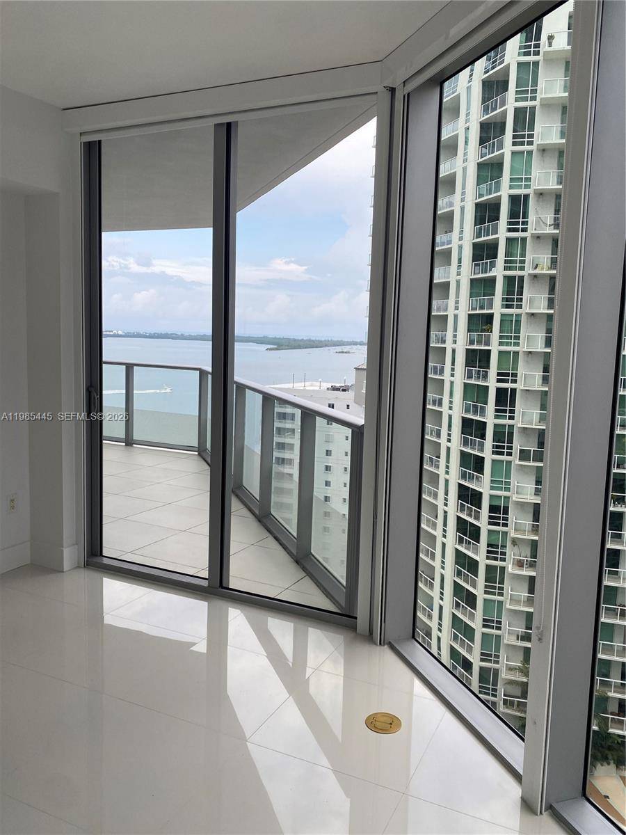 Stunning 2 Bedroom 2 Bathroom corner unit, with breathtaking direct views of the bay.