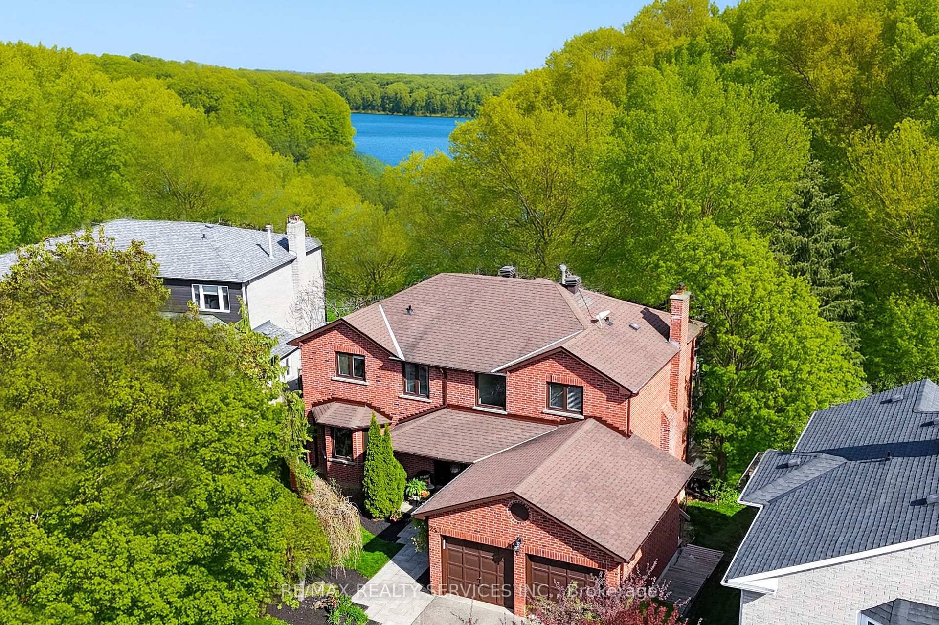 Exceptional 4 1 bedroom, 4 bath executive home with walk out basement on an oversized pie shaped ravine lot at the end of a quiet cul de sac in Brampton's ...