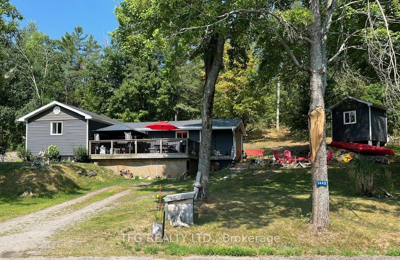 Charming 2 bedroom bungalow with a great size bunkie, fully wired and insulated perfect for guests, a home office, or a creative studio.