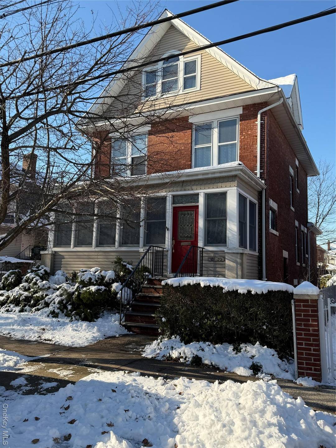Detached One Family Home in Prime Auburndale, Flushing R3X Zoning Rare opportunity to own a Brick Colonial on an oversized 5000 sq ft lot 50X100 in the highly desirable Auburndale ...
