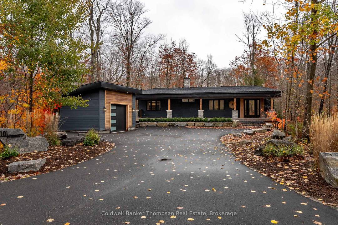 Built in 2022 by prestigious McEwan Homes, this impressive 5 bed, 3.