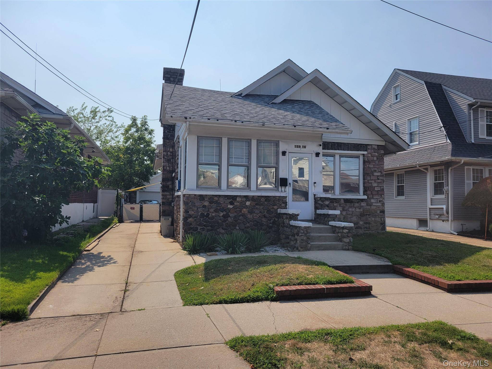 Welcome to 159 16 101st Street !