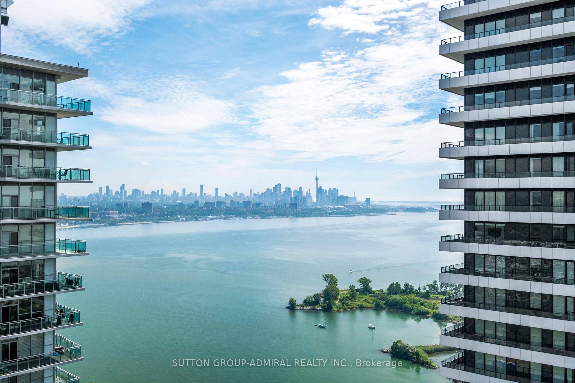 Gorgeous 2 Bdrm 2 Bathroom bright and spacious corner unit Condo In The Luxurious Waterfront Sky Tower.
