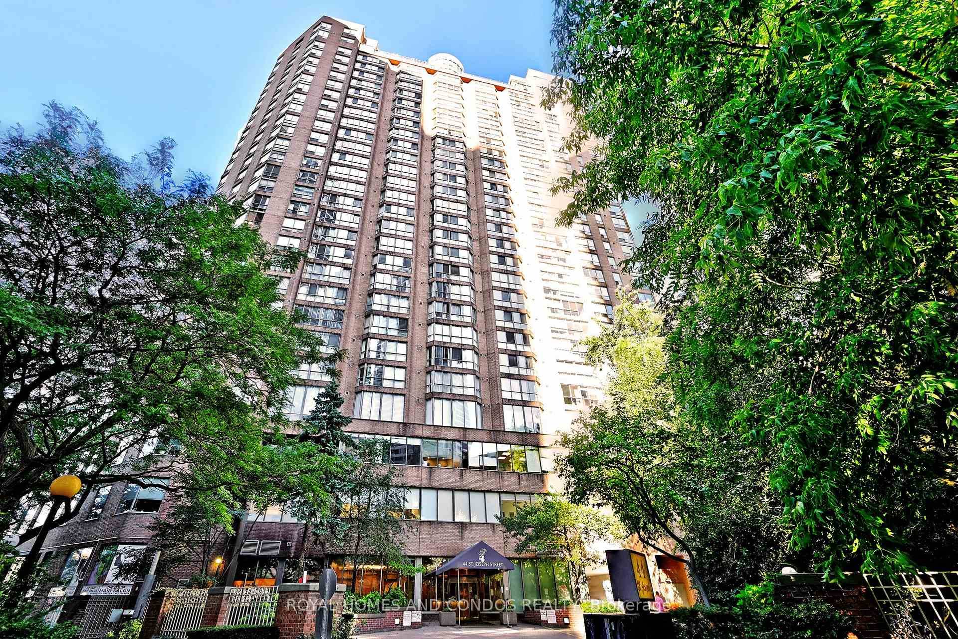 Welcome to Suite 2008 at Polo Club II by Tridel.