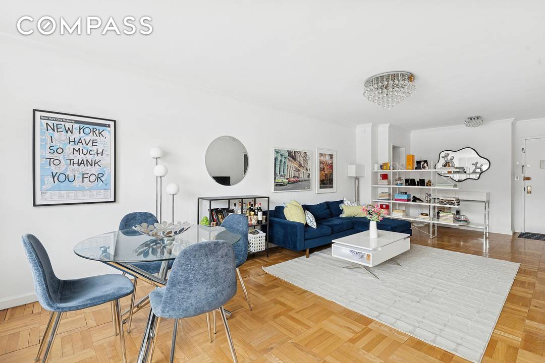 Situated in the heart of the Upper East Side, 10F is a sun flooded, south facing, convertible two bedroom home measuring approximately 850 sqft, that seamlessly blends modern elegance with ...