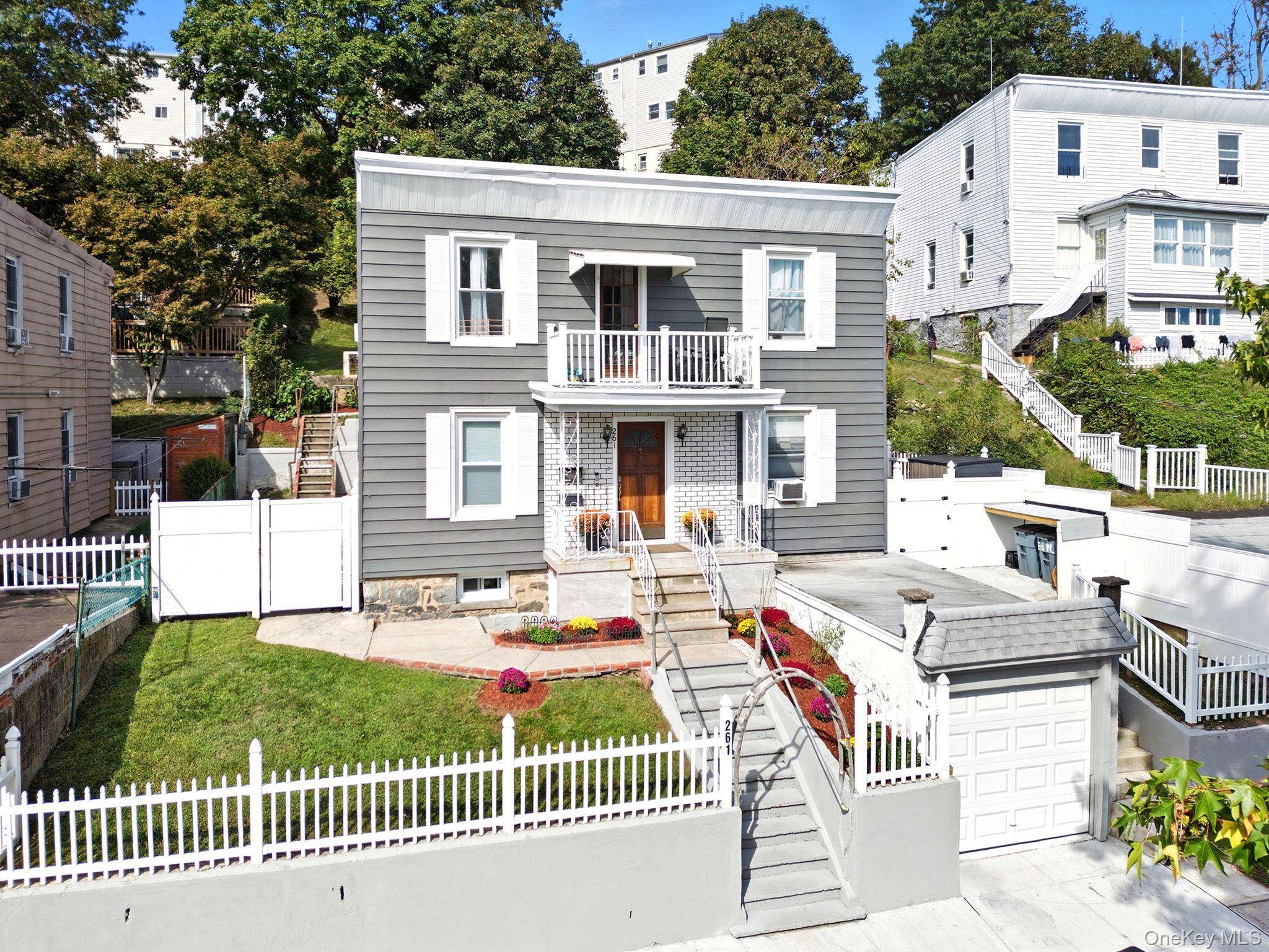Charming amp ; Modern 2 Family Home in the Heart of Yonkers !