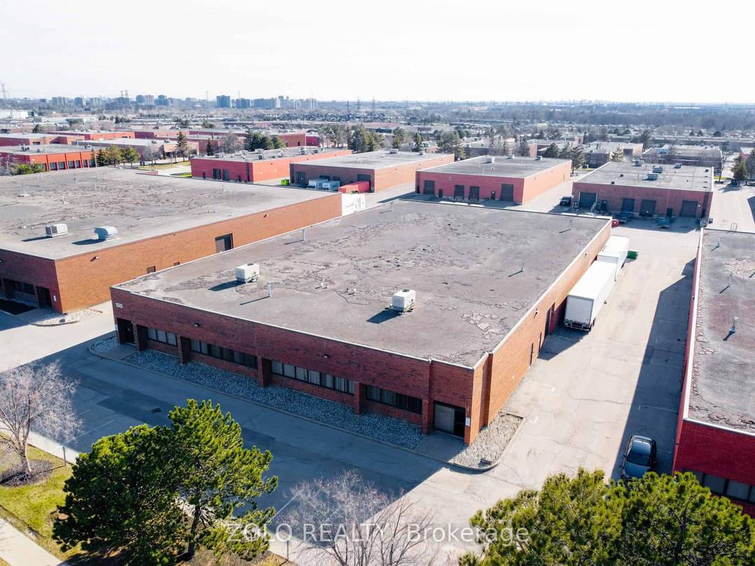 Short Term Industrial Warehouse Freestanding Building located in Pine Valley Business Park.