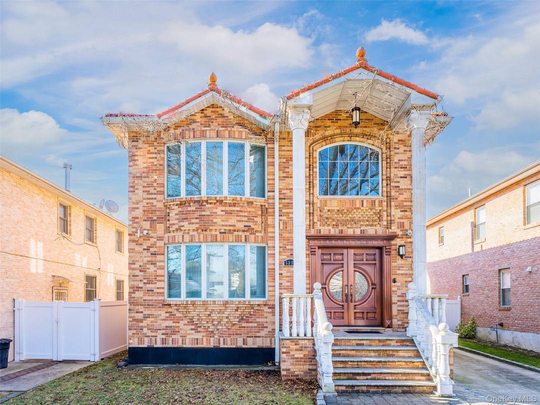 Welcome to this exceptional single family residence in the heart of Fresh Meadows, within School District 26, offering the perfect blend of space, quality, and modern comfort.