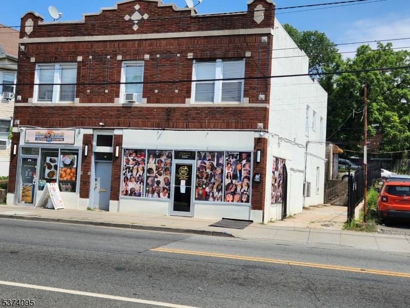 INTRODUCING THIS GREAT OPPORTUNITY IN THE DEVELOPING CORRIDOR OF SCOTLAND RD ORANGE NJ.