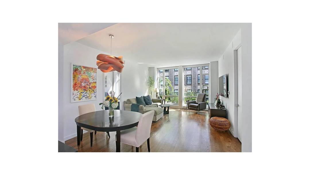 This expansive 1, 486 sq ft Chelsea residence offers a rare combination of generous scale, flexible layout, and modern conveniences.