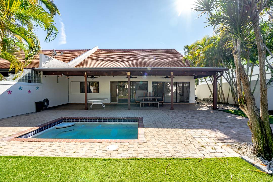 FAST EASY RENTAL NO HOA !