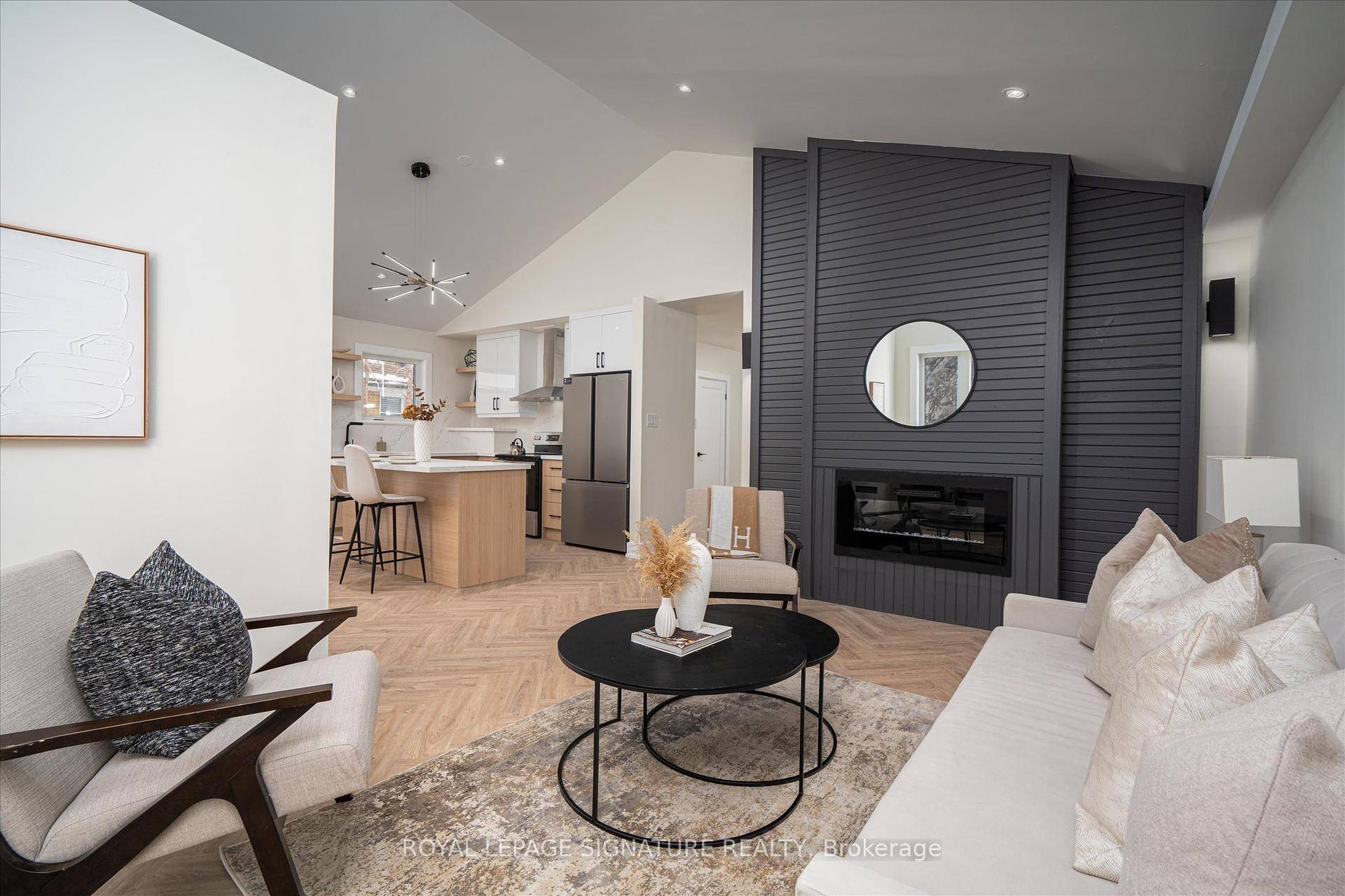 Look no further ! 193 Elmhurst is the one !