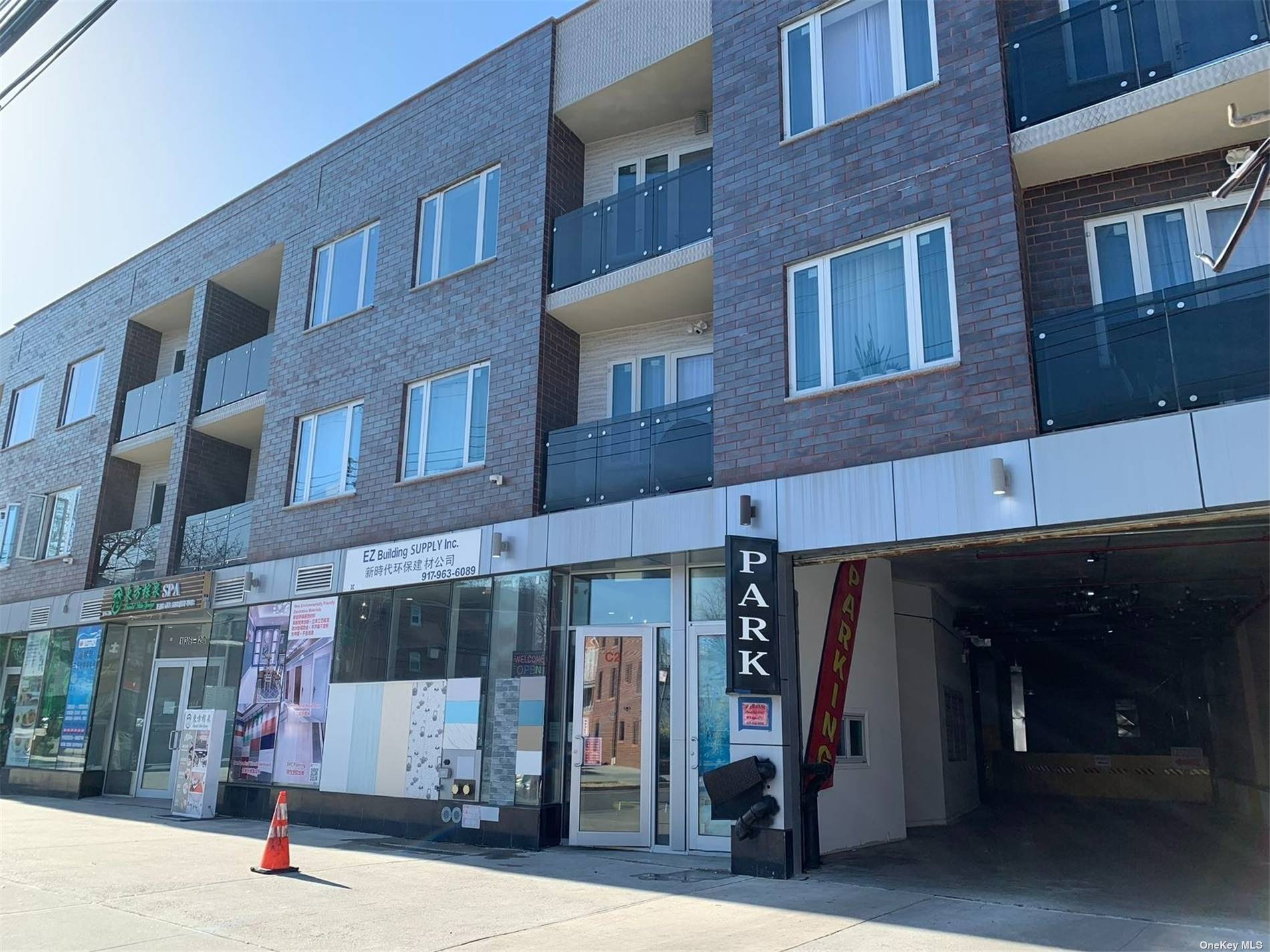 5 store 63 Parking garage, great income