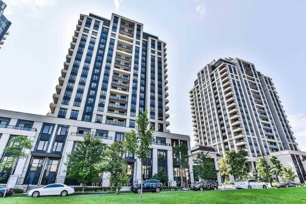 Tucked away in a peaceful setting yet steps from all the action, this bright and stylish 1 bedroom den suite is located in the prestigious Avonshire by Tridel.
