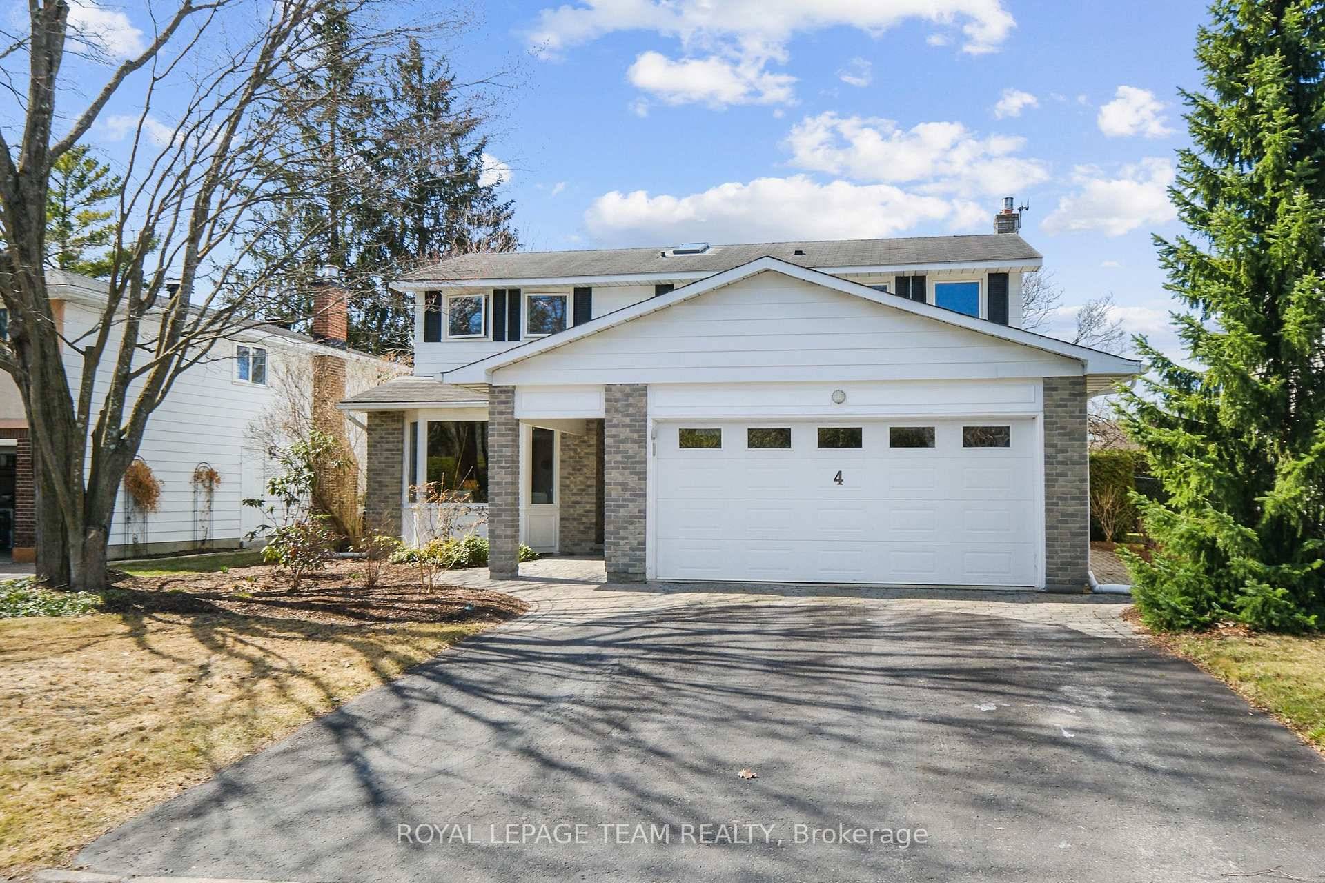 Have you been waiting for a 4bedroom 3 bath 2storey Single Family Home with Double Garage on a Quiet Crescent in the Hamlet ?