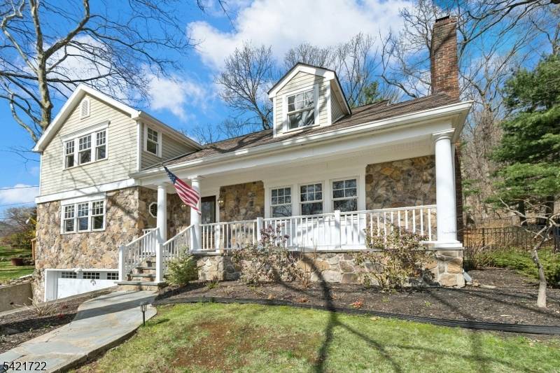 Set on one of Mountainside's most desirable dead end streets and backing directly onto the 2, 000 acre Watchung Reservation, this beautifully renovated home offers elegant living, stunning views, and ...
