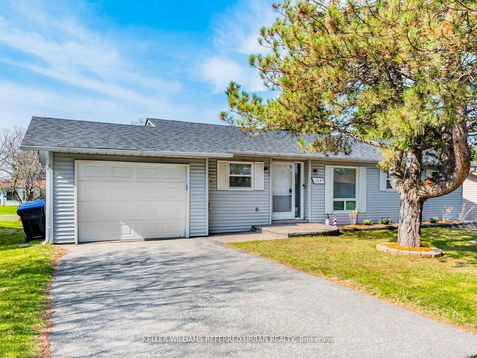 Downsize with ease at 114 Tecumseth Pines Drive !