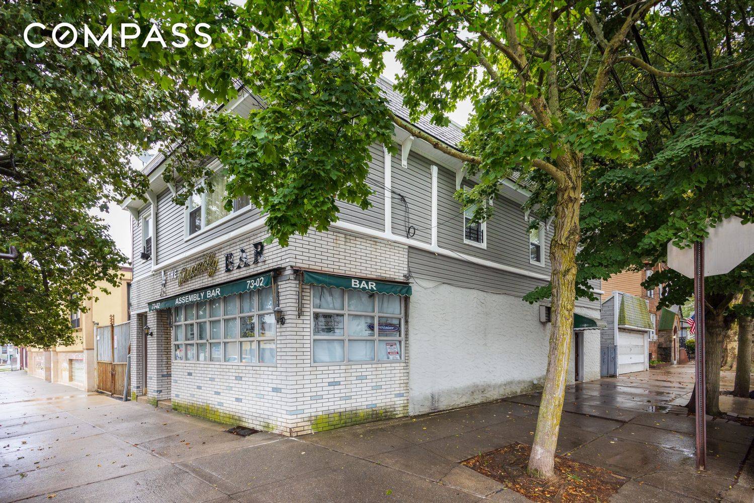 A fully detached, corner mixed use building is available for sale in the heart of Glendale.