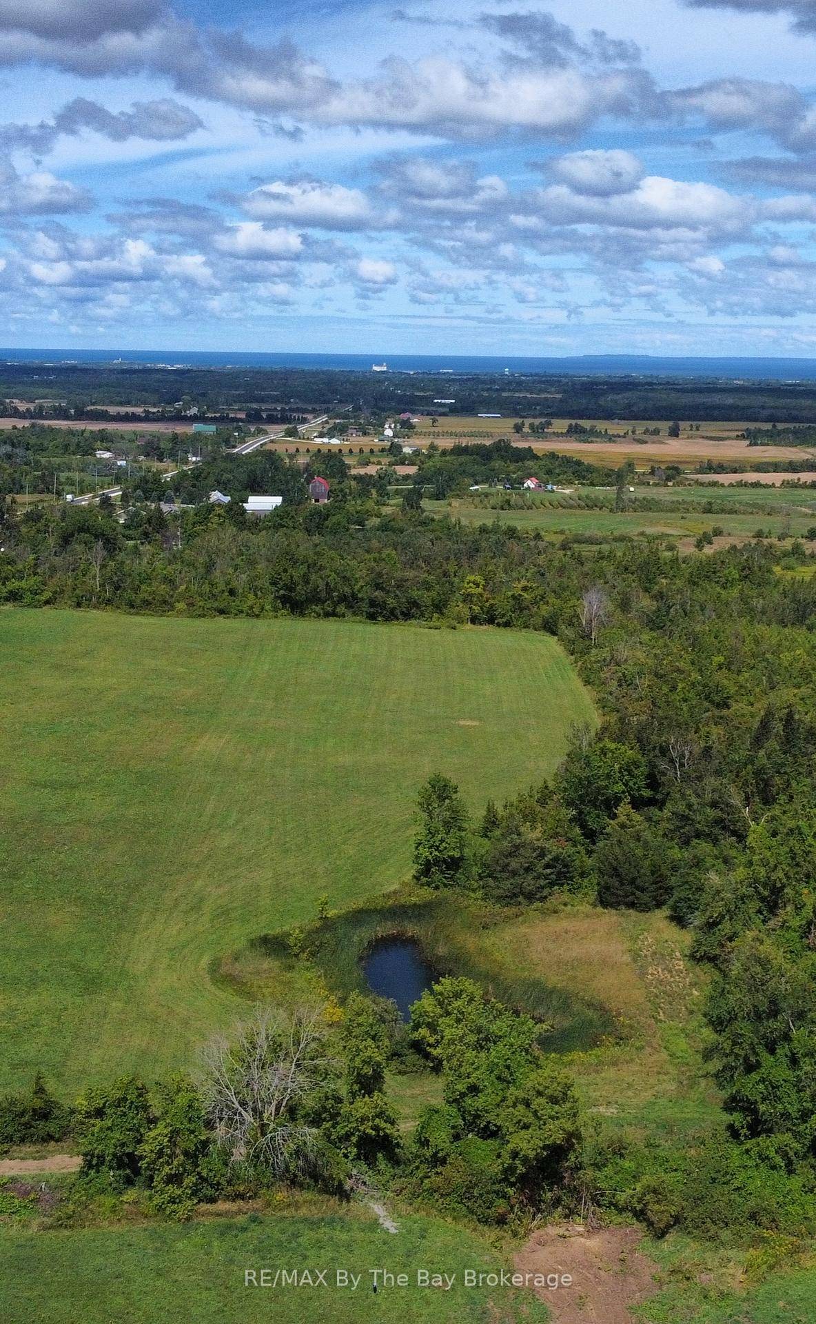 Discover a truly exceptional opportunity just outside Collingwood, in the heart of Ontario's four season playground.