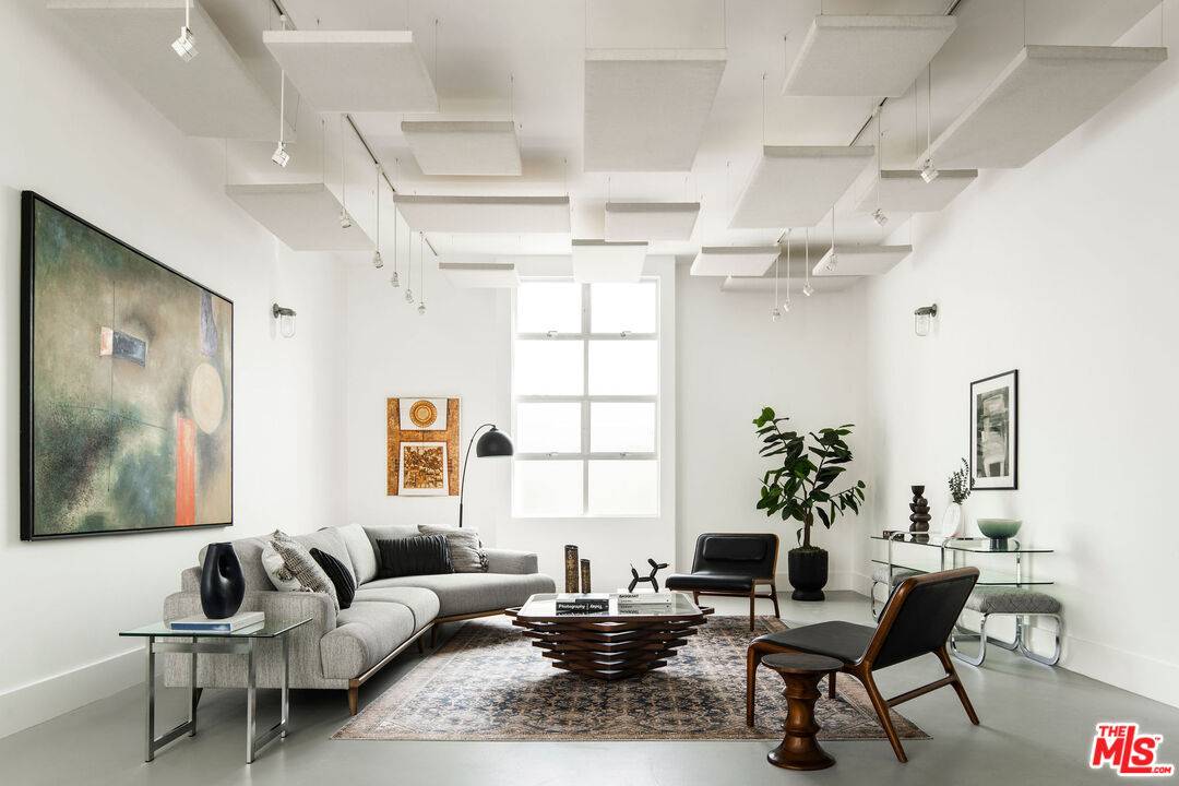 558  Rose Ave 4BR Marina Del Rey La