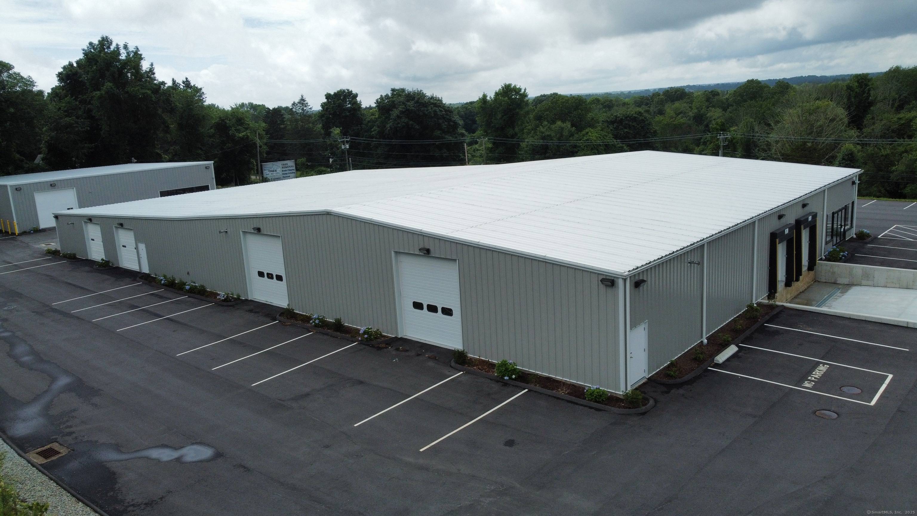 For Sale 2, 491, 714 or Lease 10 SF NNN NNN 1.