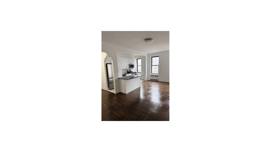 Welcome to 70 Lenox Road, Unit C5, where historic charm meets modern convenience in an inviting pre war low rise building.