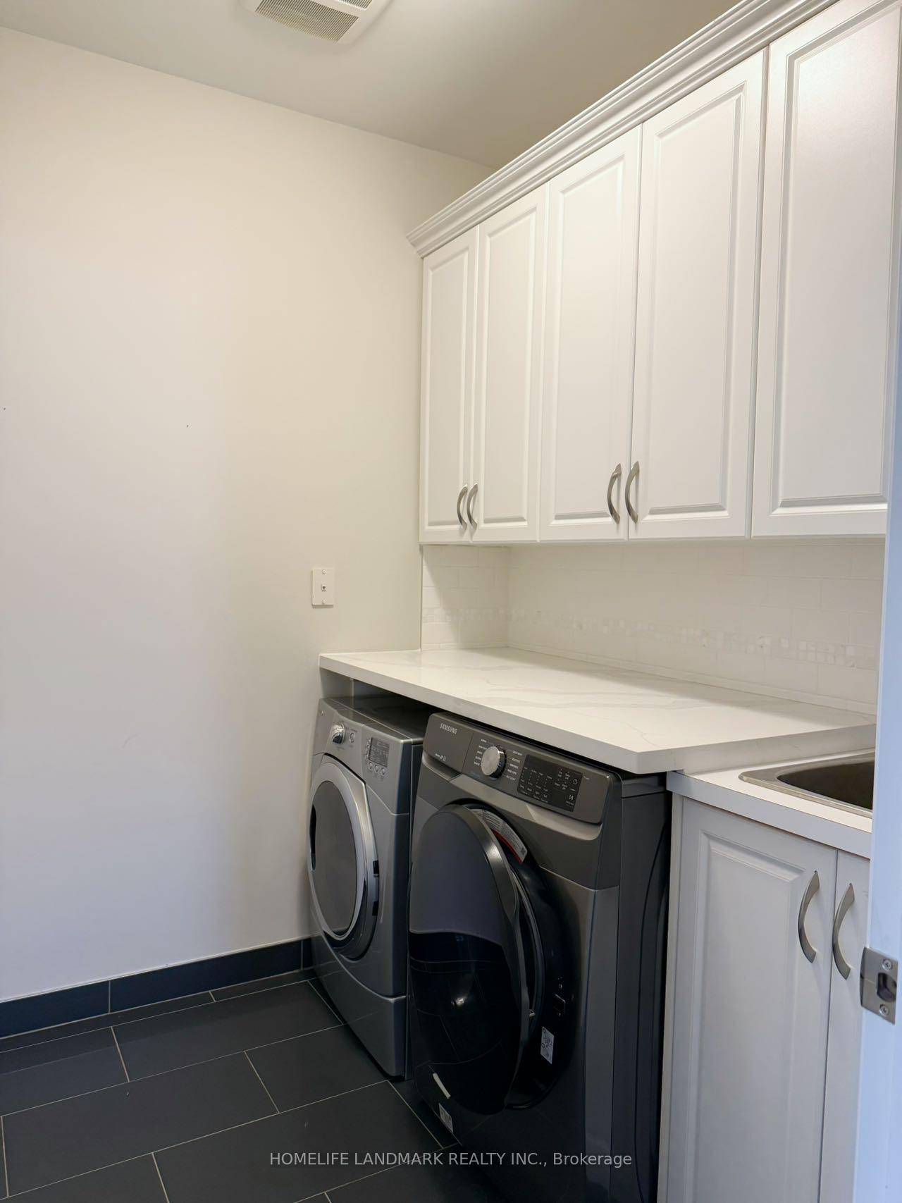 The luxury Home located at South Richvale Community.