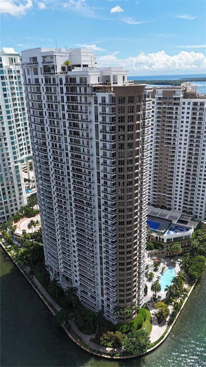 1, 505 sq. ft. condo at Carbonell boasts 10 ft ceilings, hardwood floors, and a split floor plan with spacious bedrooms and spa inspired bathrooms.