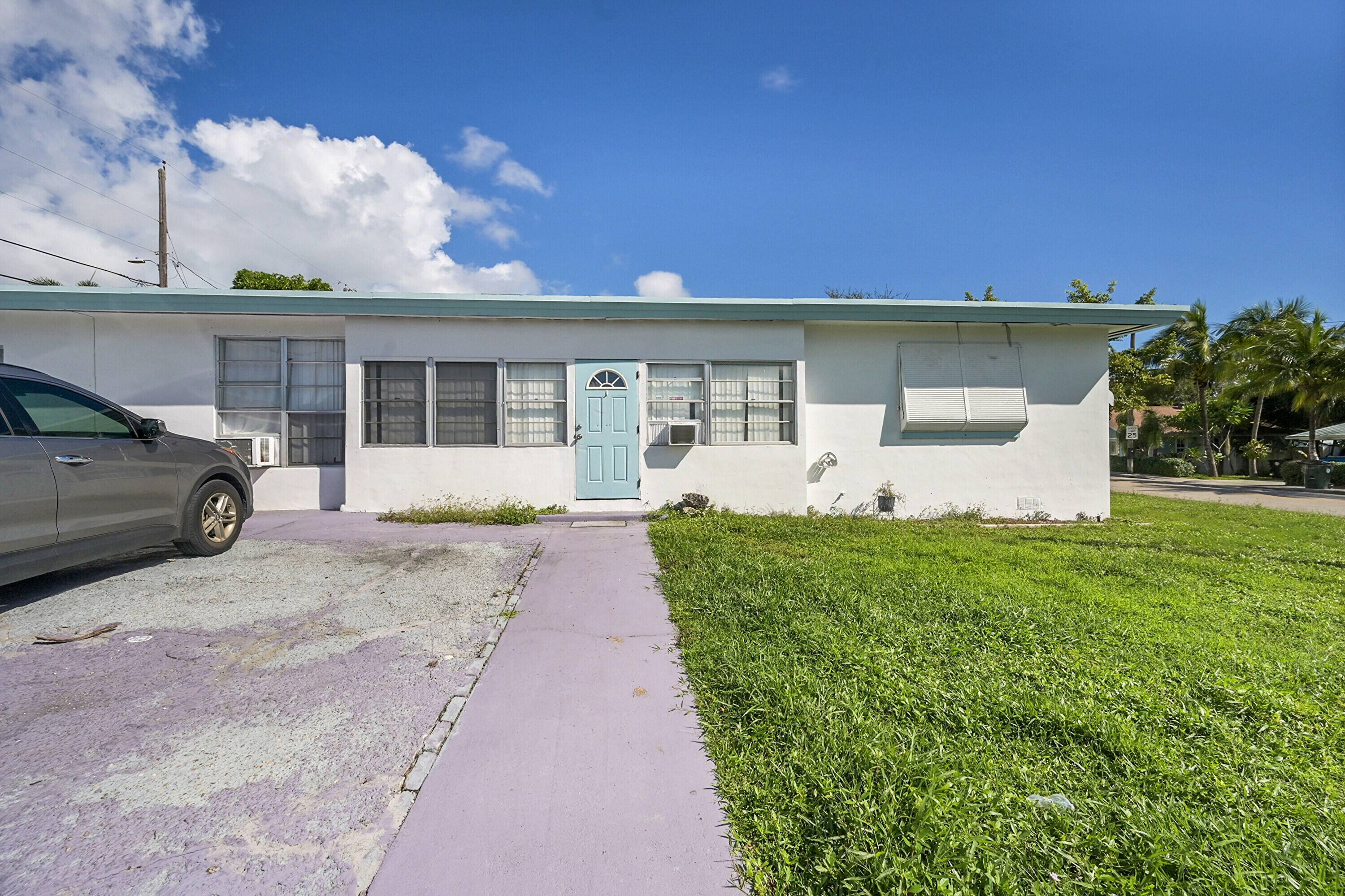 Well maintained 3 bedroom, 2 bath home featuring two master bedrooms and a flexible layout with great investment potential !
