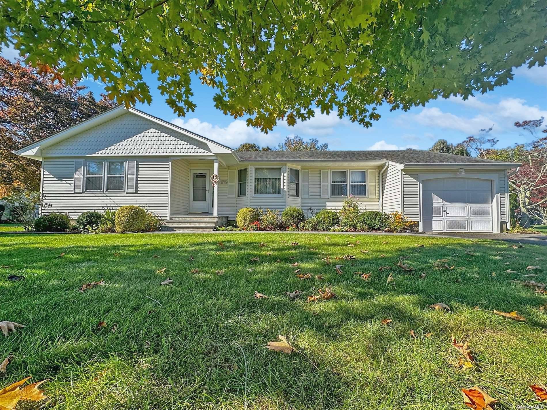 Looking for the perfect home to rent all year round ?