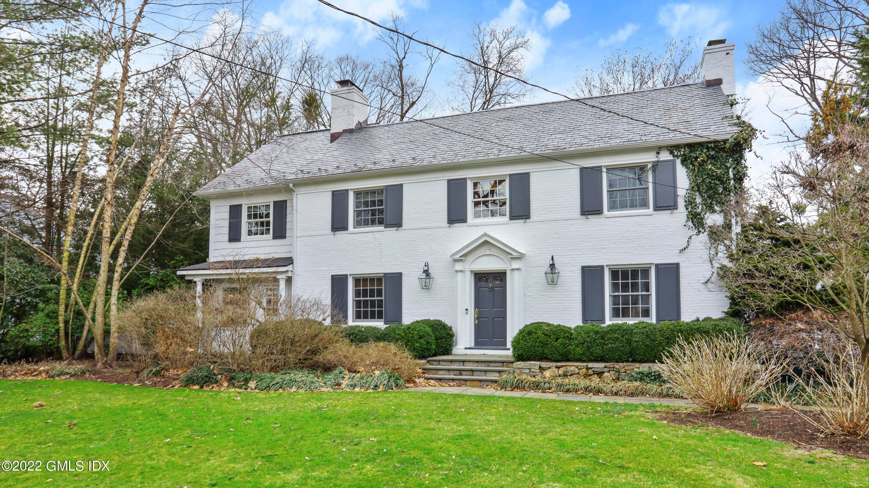 Call listing broker 203 219 9775 at least 24 hours in advanceOffered furnished or unfurnishedGorgeous house on amazingly quiet street between Binney Park and Riverside School.