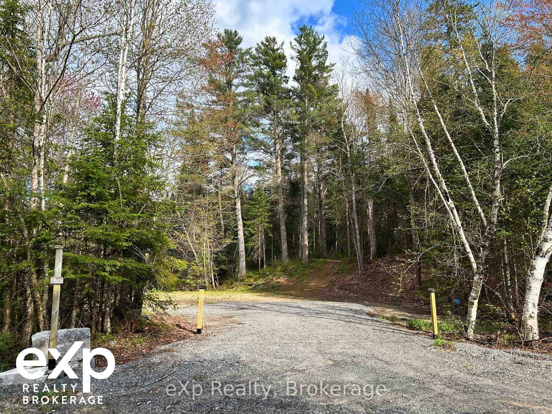 Build your dream home or Muskoka retreat on this rare 1.